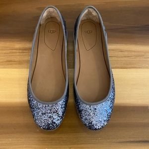 Ugg size 7 silver sequin shoes